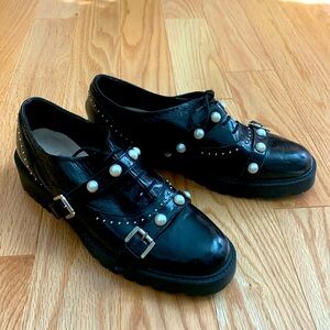 Zara Black Patent Leather Oxford Loafers